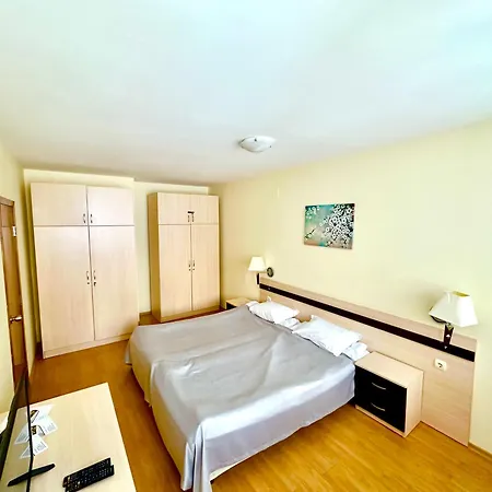 The Castle 1211 Apartment